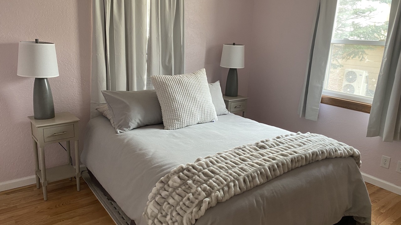 Photo of Bedroom in Des Moines
