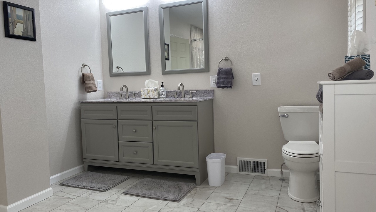 Photo of Bathroom in Des Moines