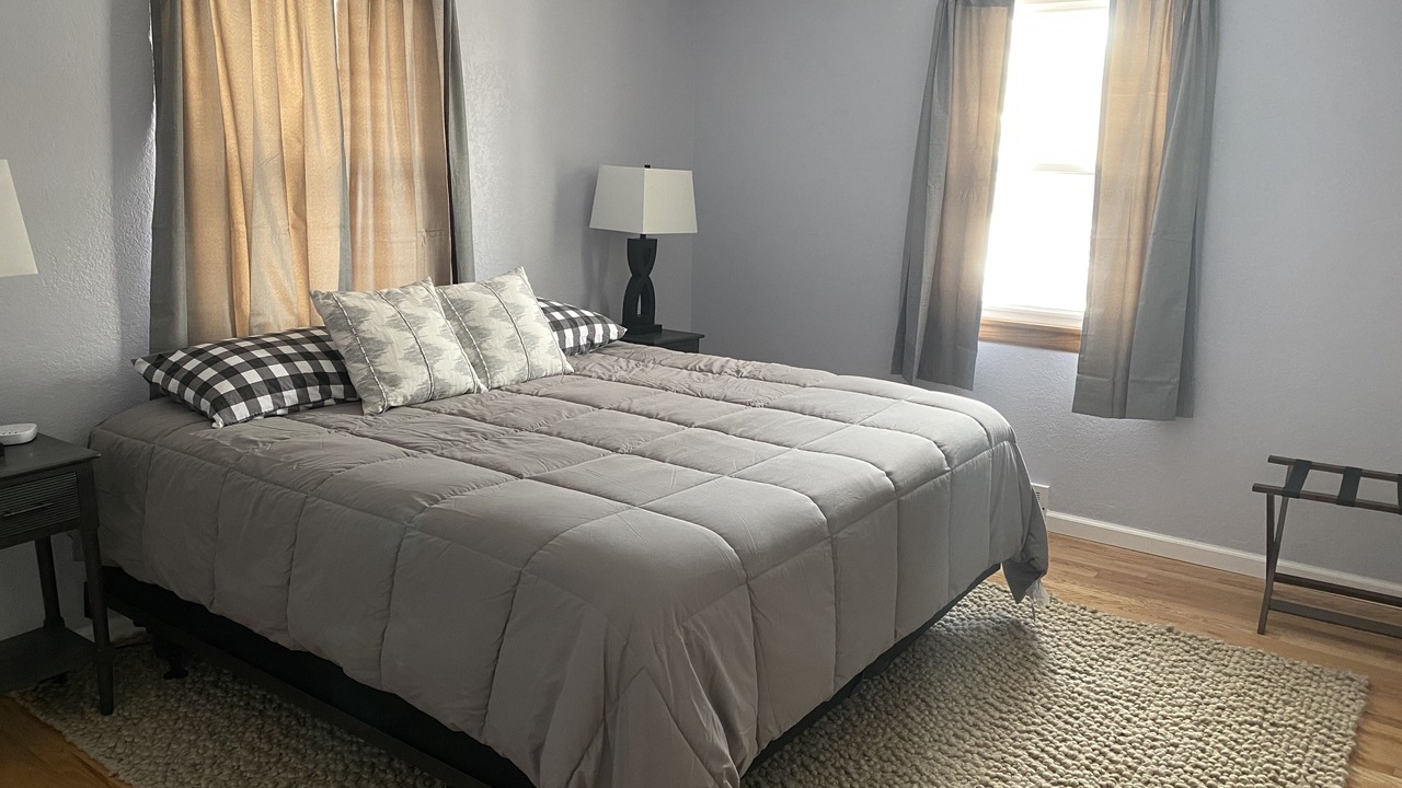 Photo of Bedroom in Des Moines