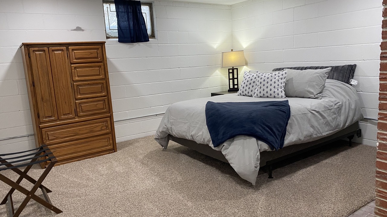 Photo of Bedroom in Des Moines