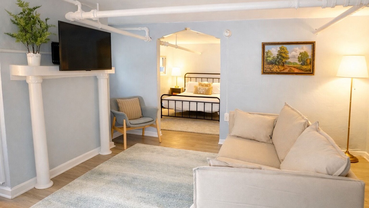 Photo of Bedroom in Lower Avenues