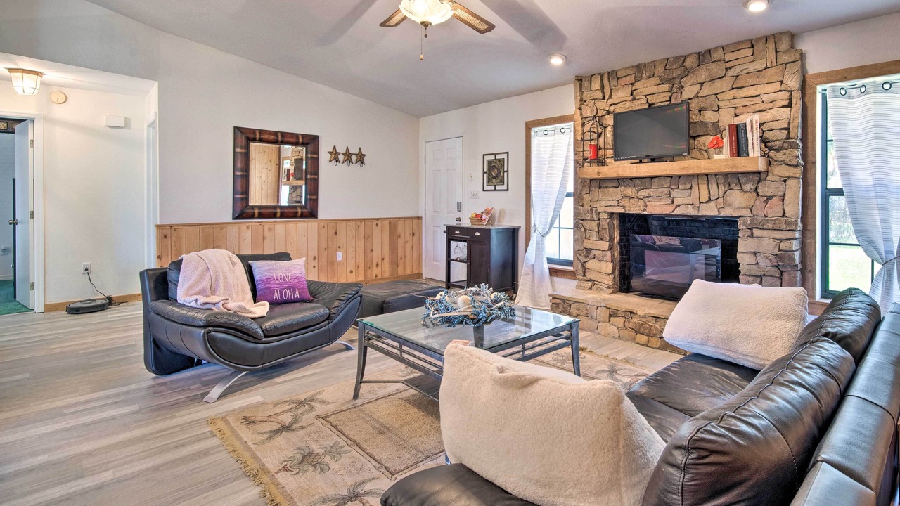 Photo of Livingroom in Fellowship