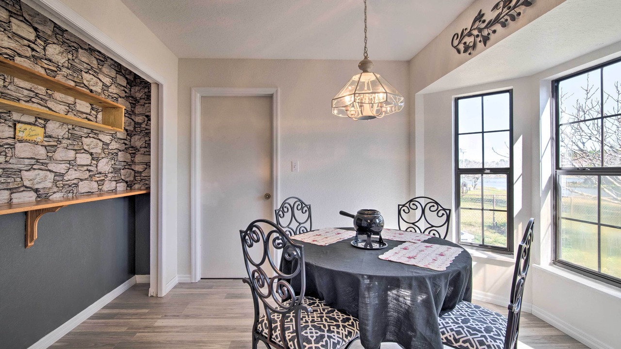 Photo of Livingroom in Fellowship