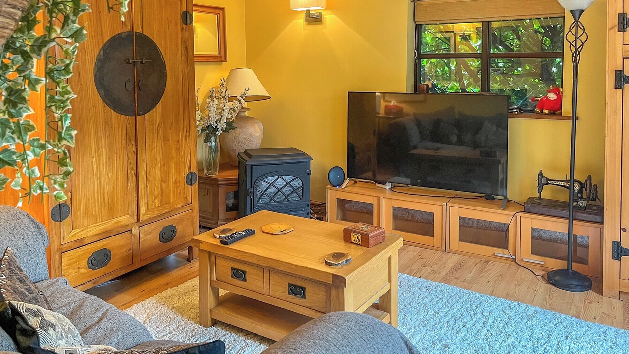 Photo of Bedroom in Ellastone