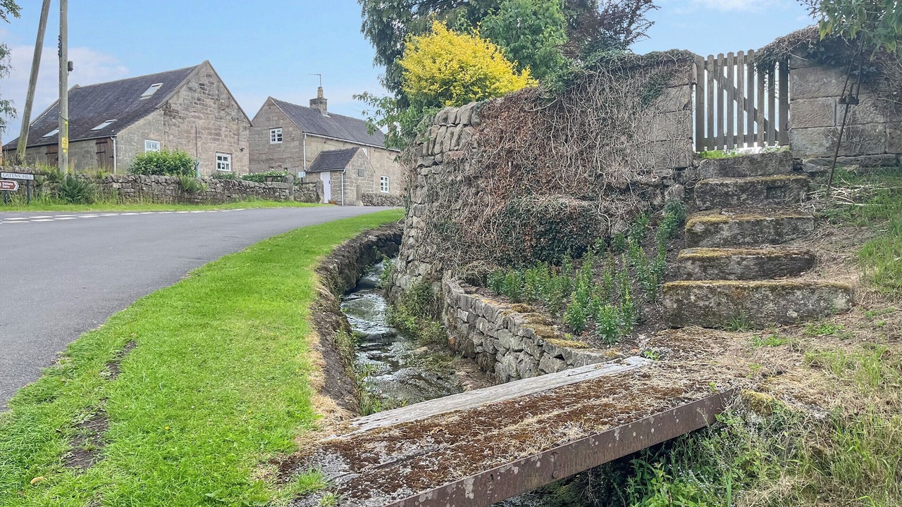 Photo of Outdoor in Ellastone