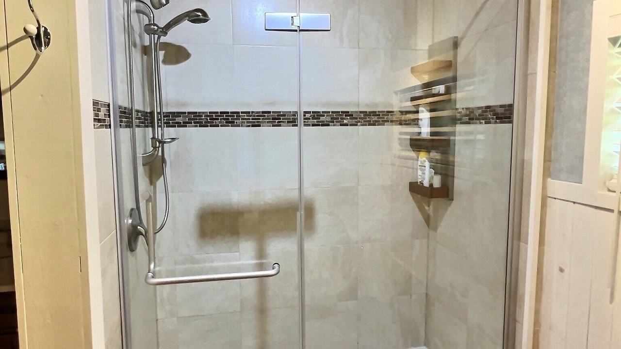 Photo of Bathroom in Saint-Roch-de-Mekinac