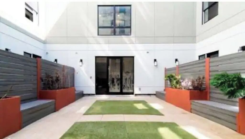 Photo of Outdoor in Crown Heights