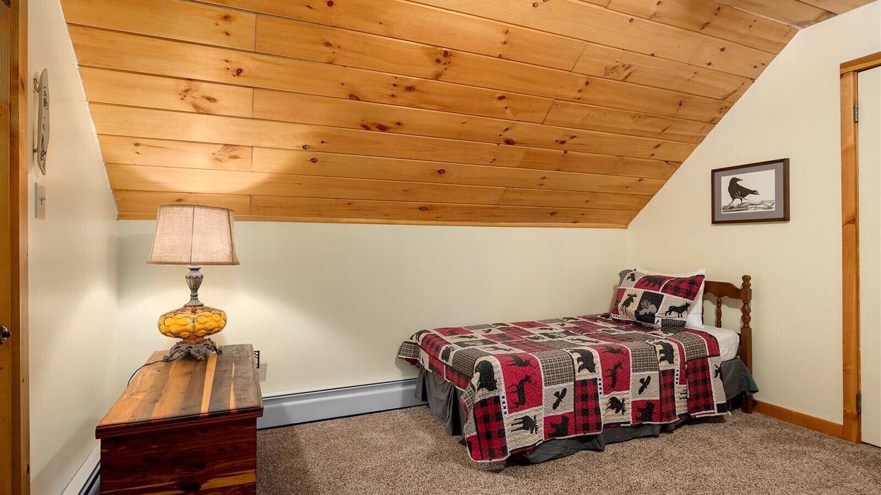 Photo of Bedroom in Town of Webb