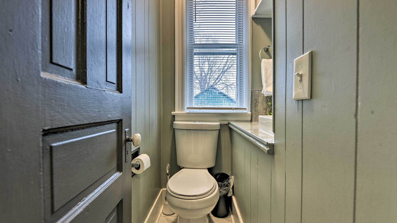 Photo of Bathroom in Niagara Falls