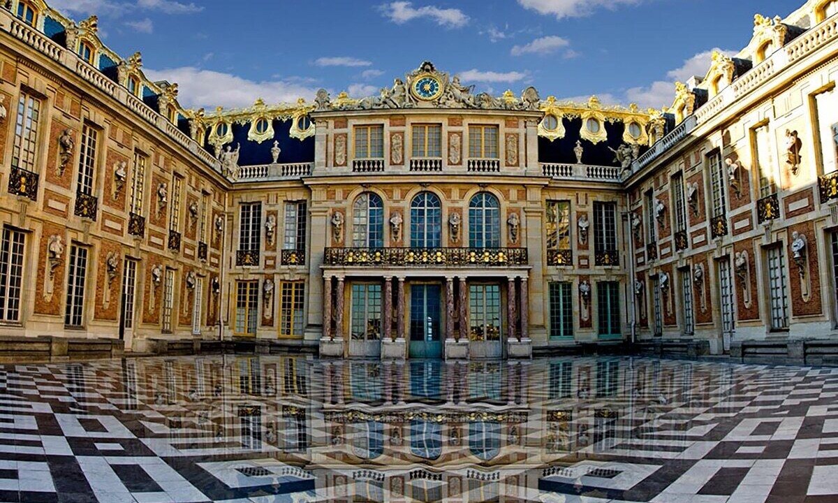 Photo of Others in Saint-Cyr-l'Ecole