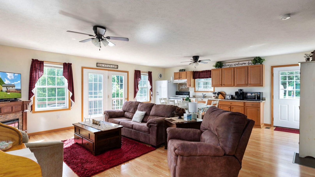 Photo of Livingroom in Stanley