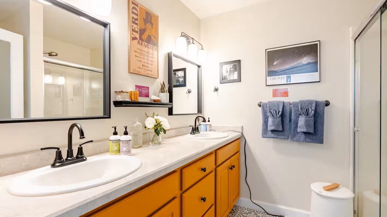 Photo of Bathroom in Hood River