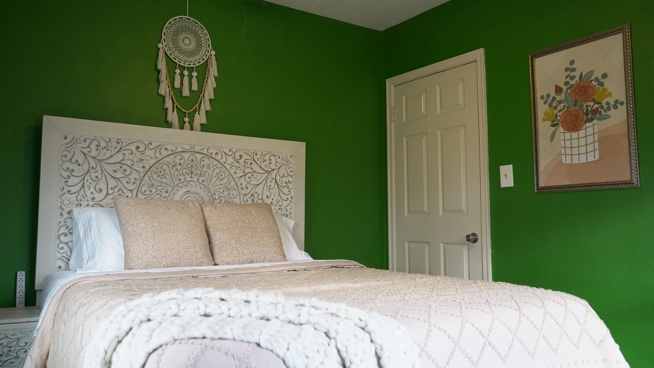 Photo of Bedroom in Webb City