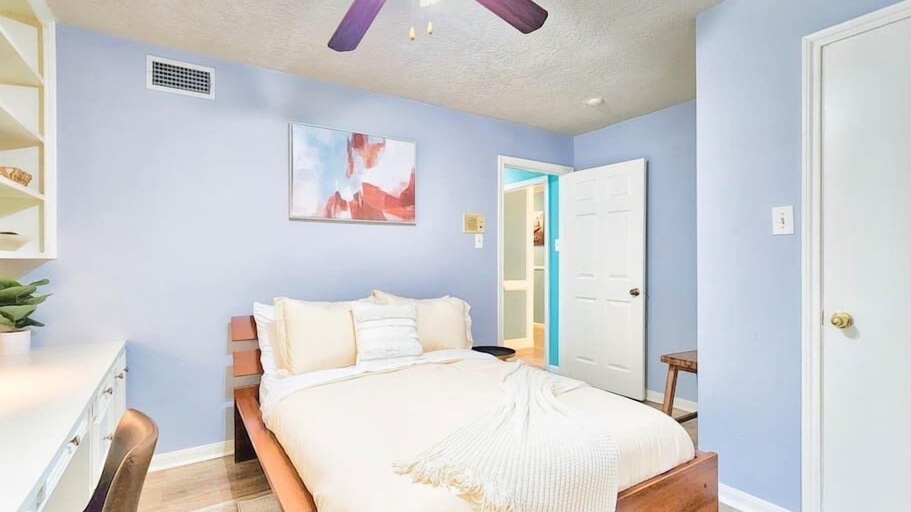 Photo of Bedroom in Greater Fondren Southwest
