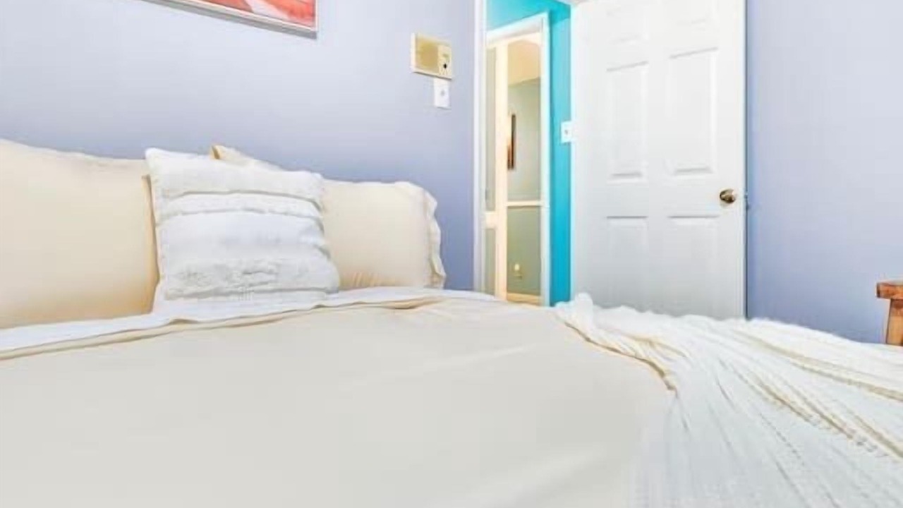 Photo of Bedroom in Greater Fondren Southwest