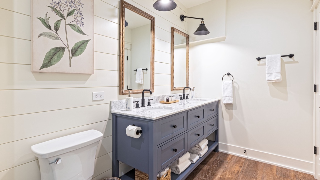 Photo of Bathroom in West Dundee