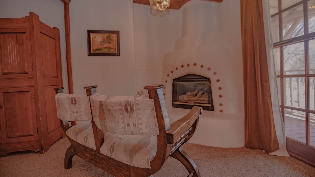 Photo of Livingroom in Taos