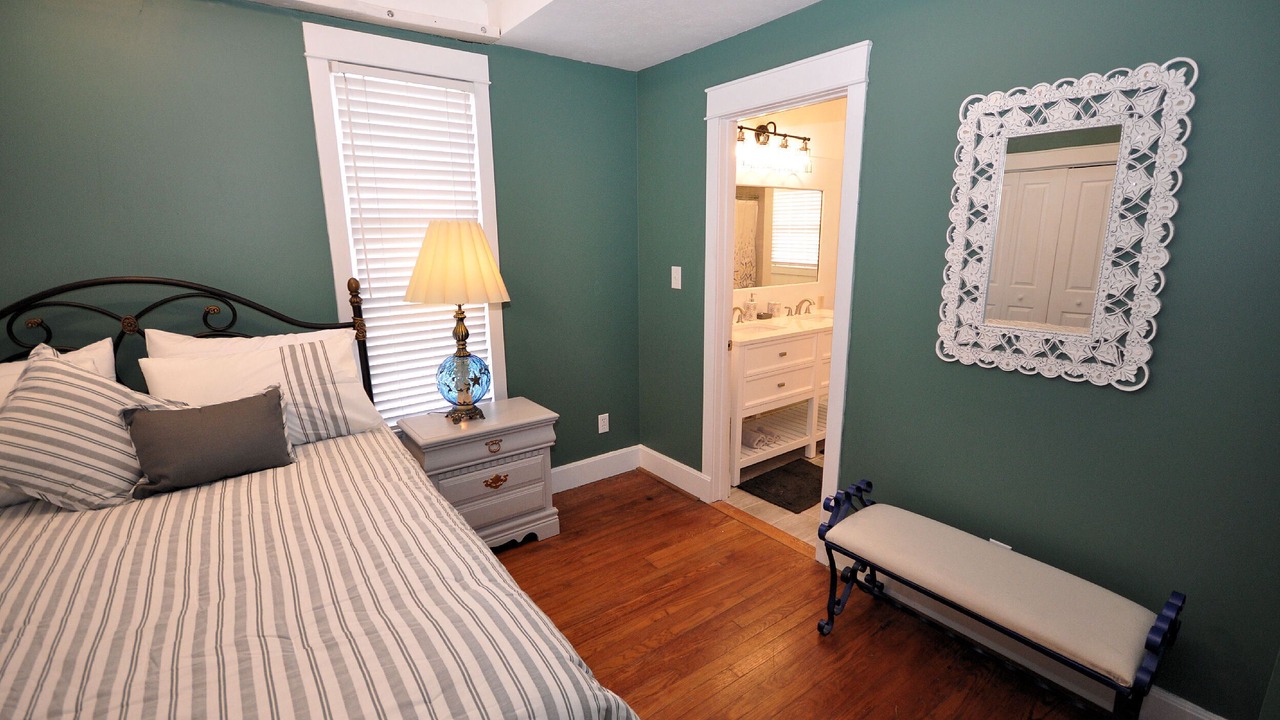 Photo of Bedroom in Ozark