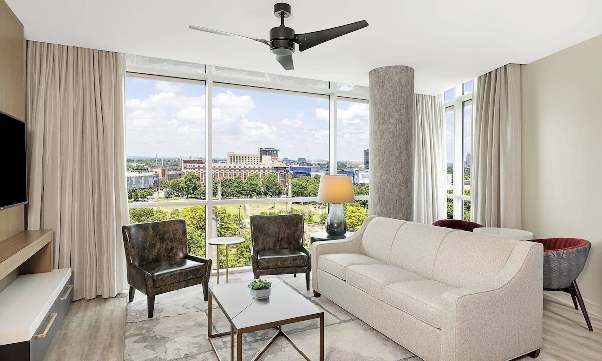 Photo of Livingroom in Fairlie-Poplar Historic District