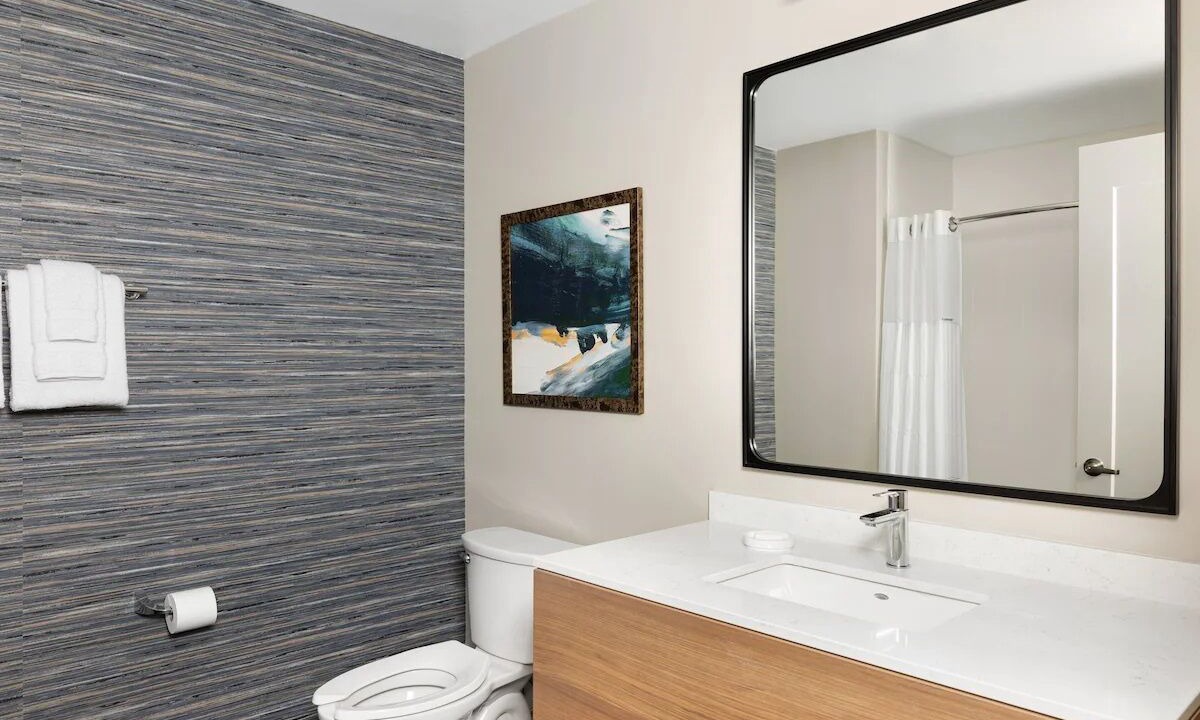 Photo of Bathroom in Fairlie-Poplar Historic District