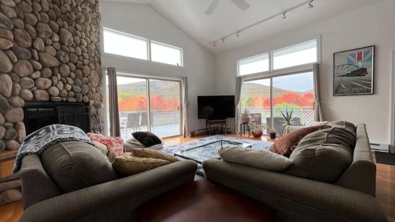 Photo of Livingroom in East Jewett