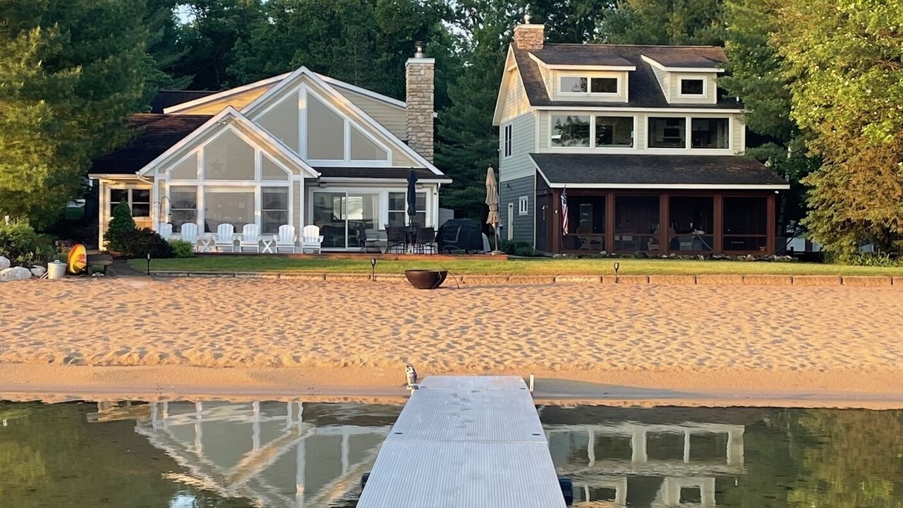 Photo of Others in Baldwin