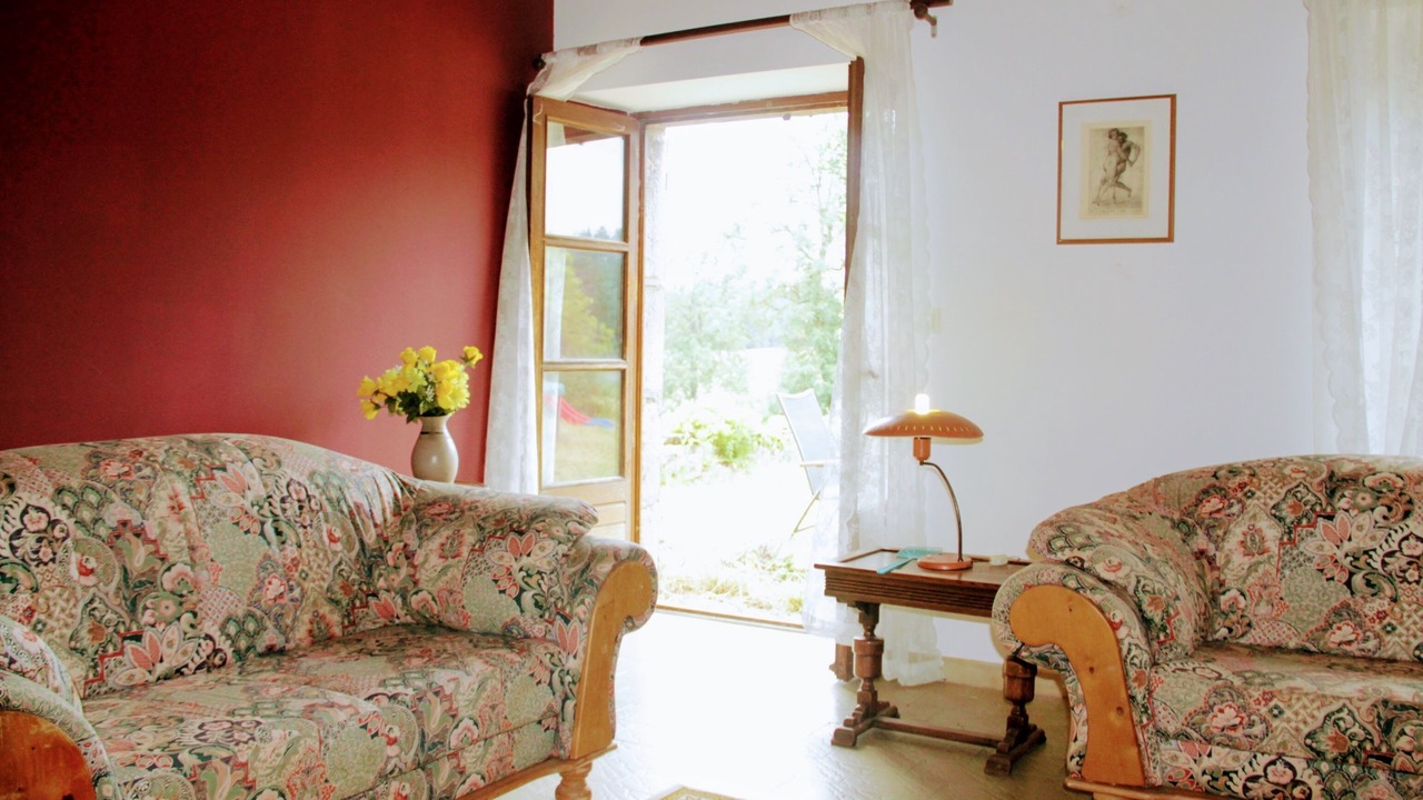Photo of Livingroom in Felines