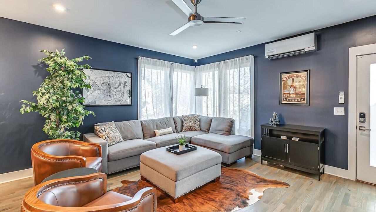 Photo of Livingroom in East Nashville