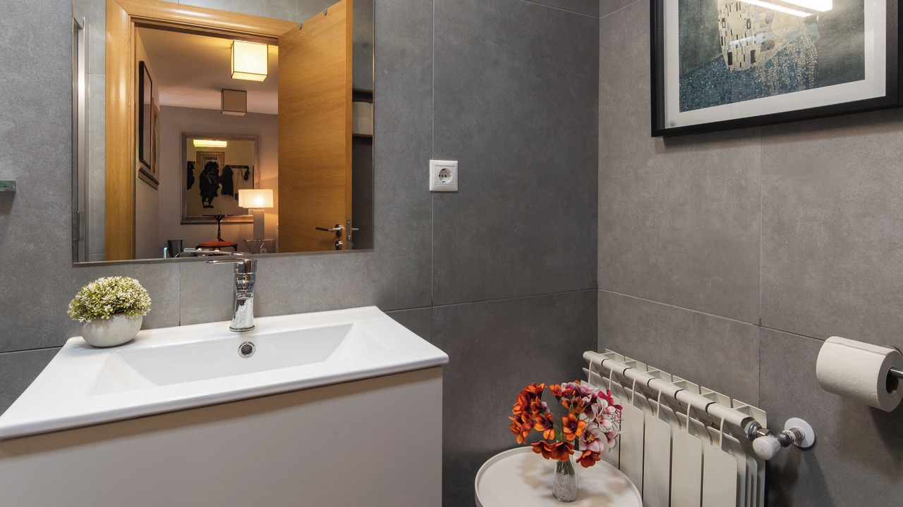 Photo of Bathroom in Haro
