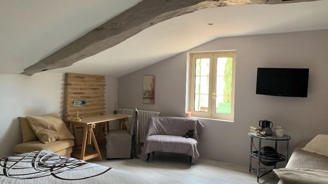 Photo of Bedroom in Montpouillan