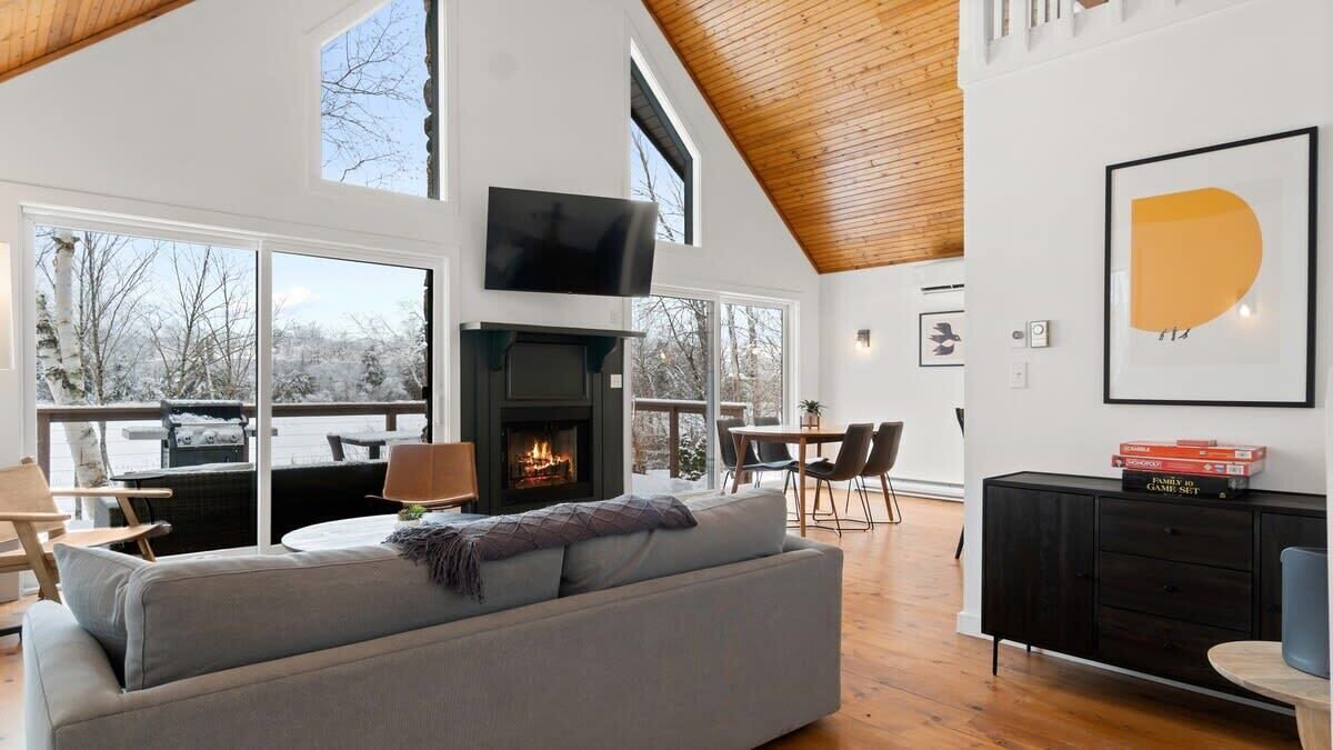 Photo of Livingroom in Becket