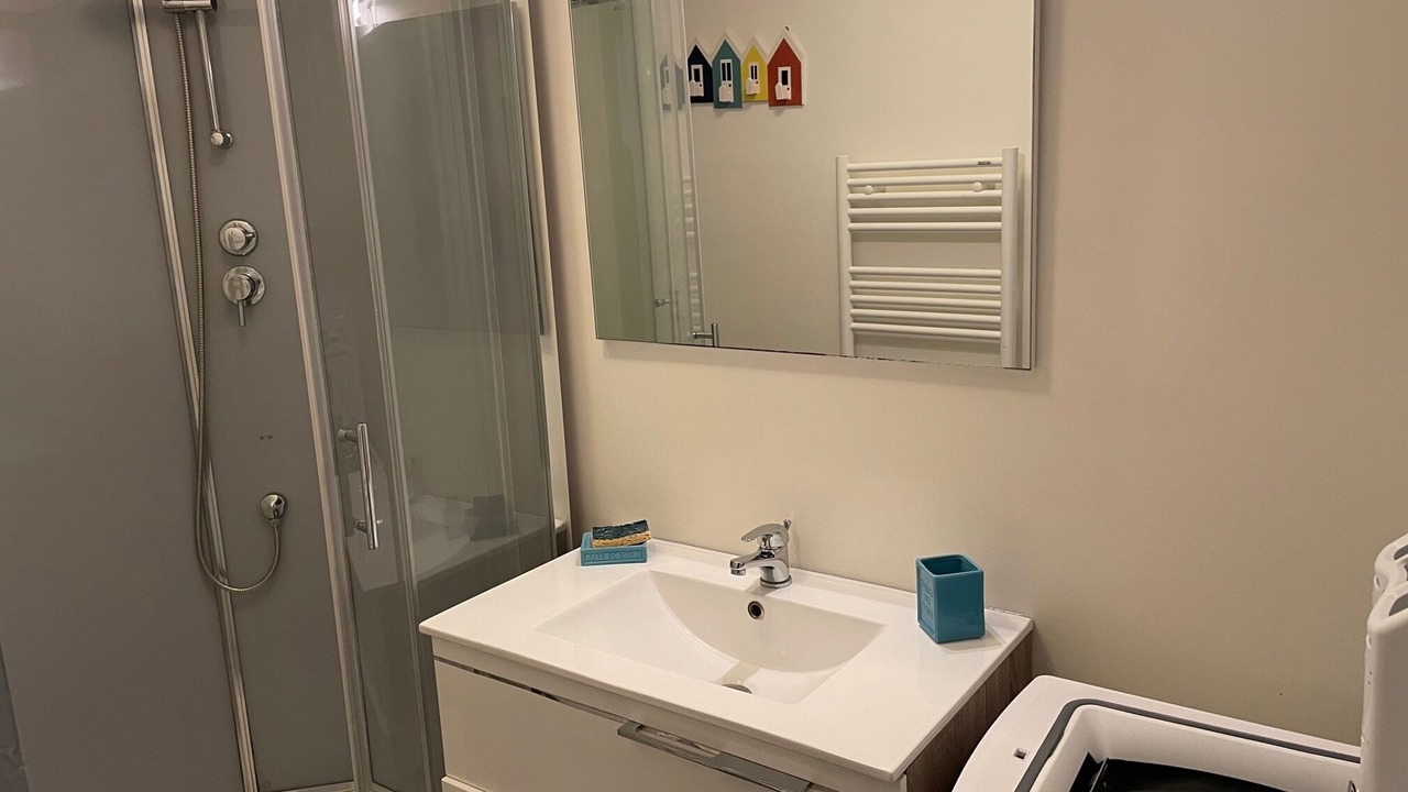 Photo of Bathroom in Saint-Valery-en-Caux