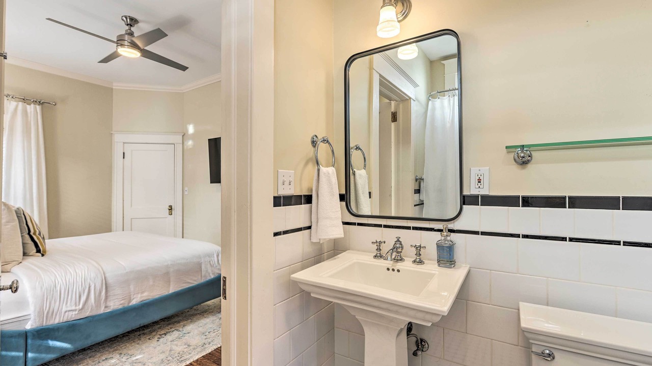 Photo of Bathroom in Crestline Heights