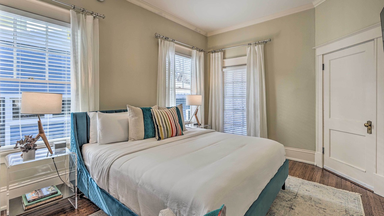 Photo of Bedroom in Crestline Heights