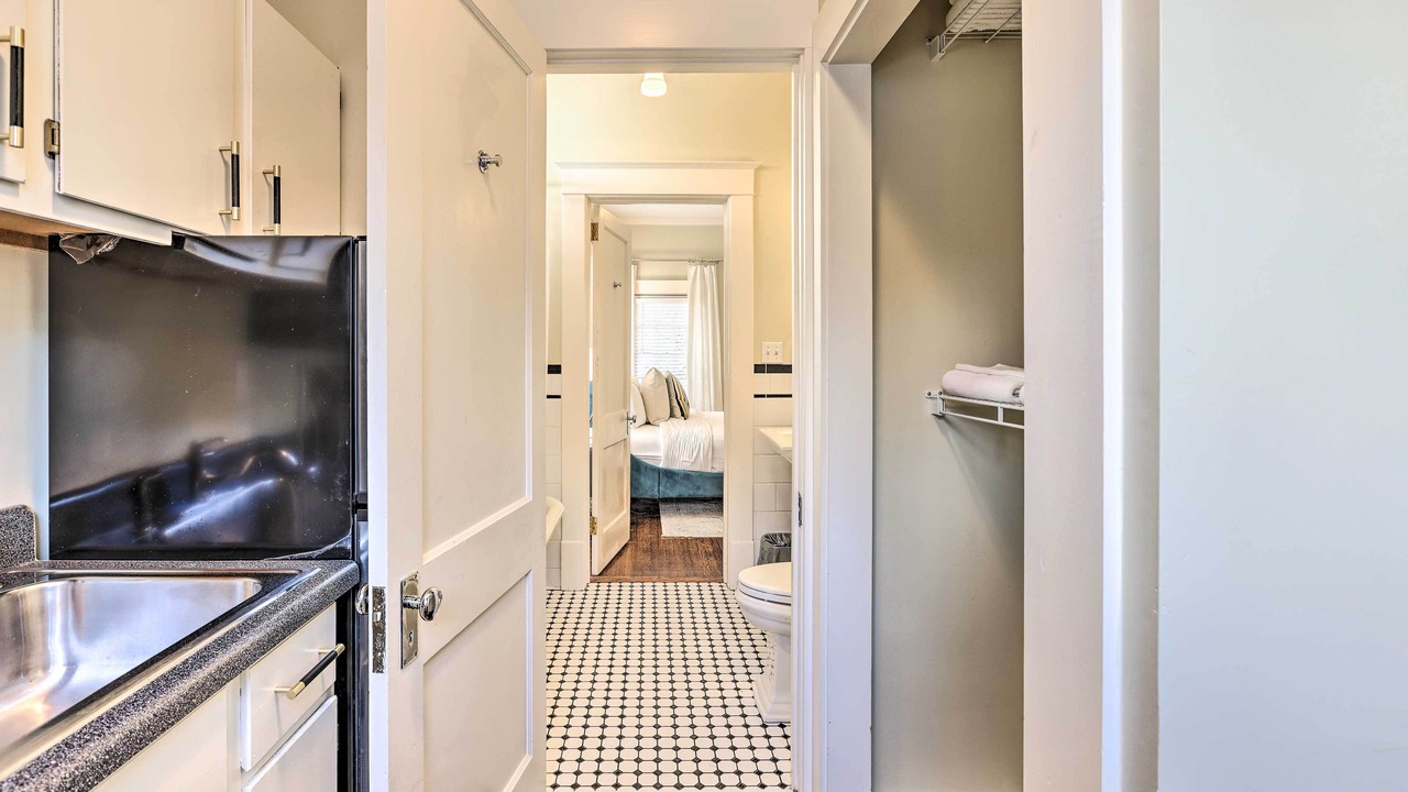 Photo of Bathroom in Crestline Heights