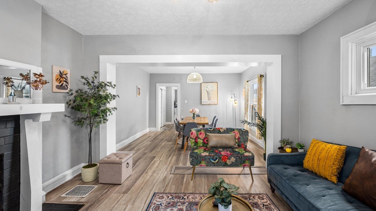 Photo of Livingroom in Old North Columbus
