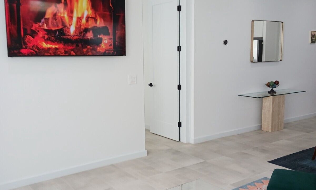 Photo of Livingroom in Menlo Park