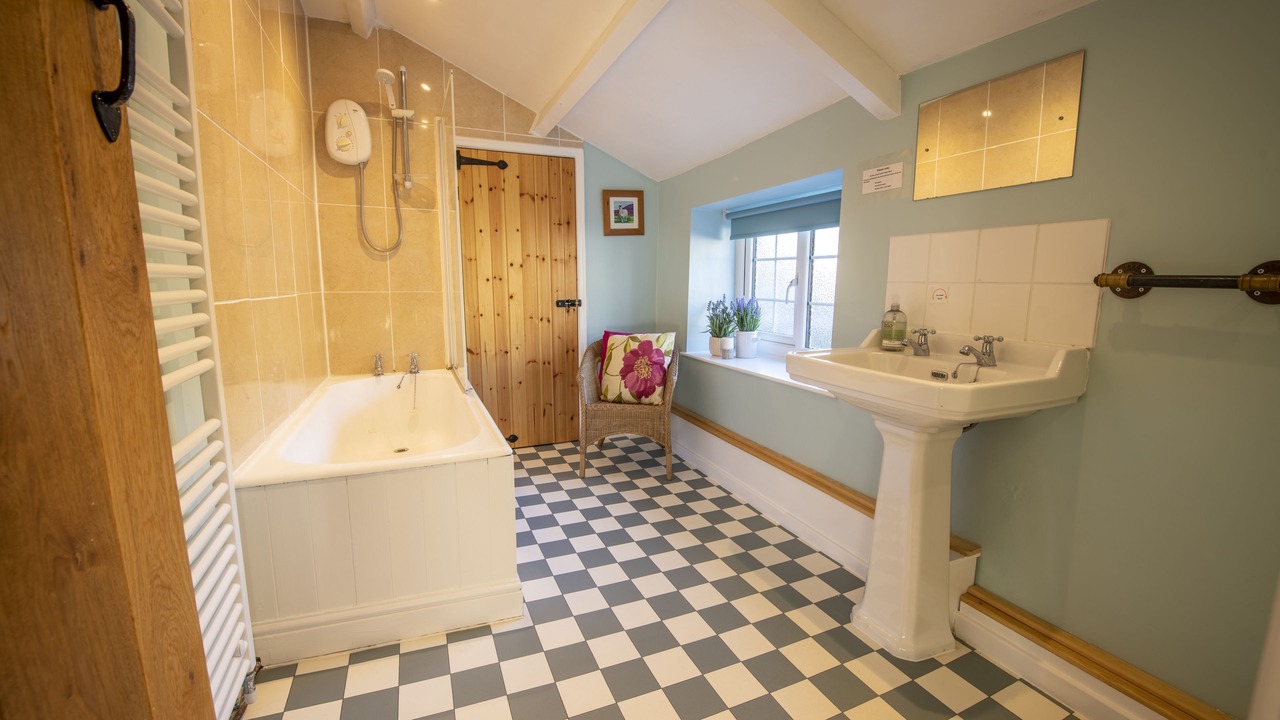 Photo of Bathroom in Fremington