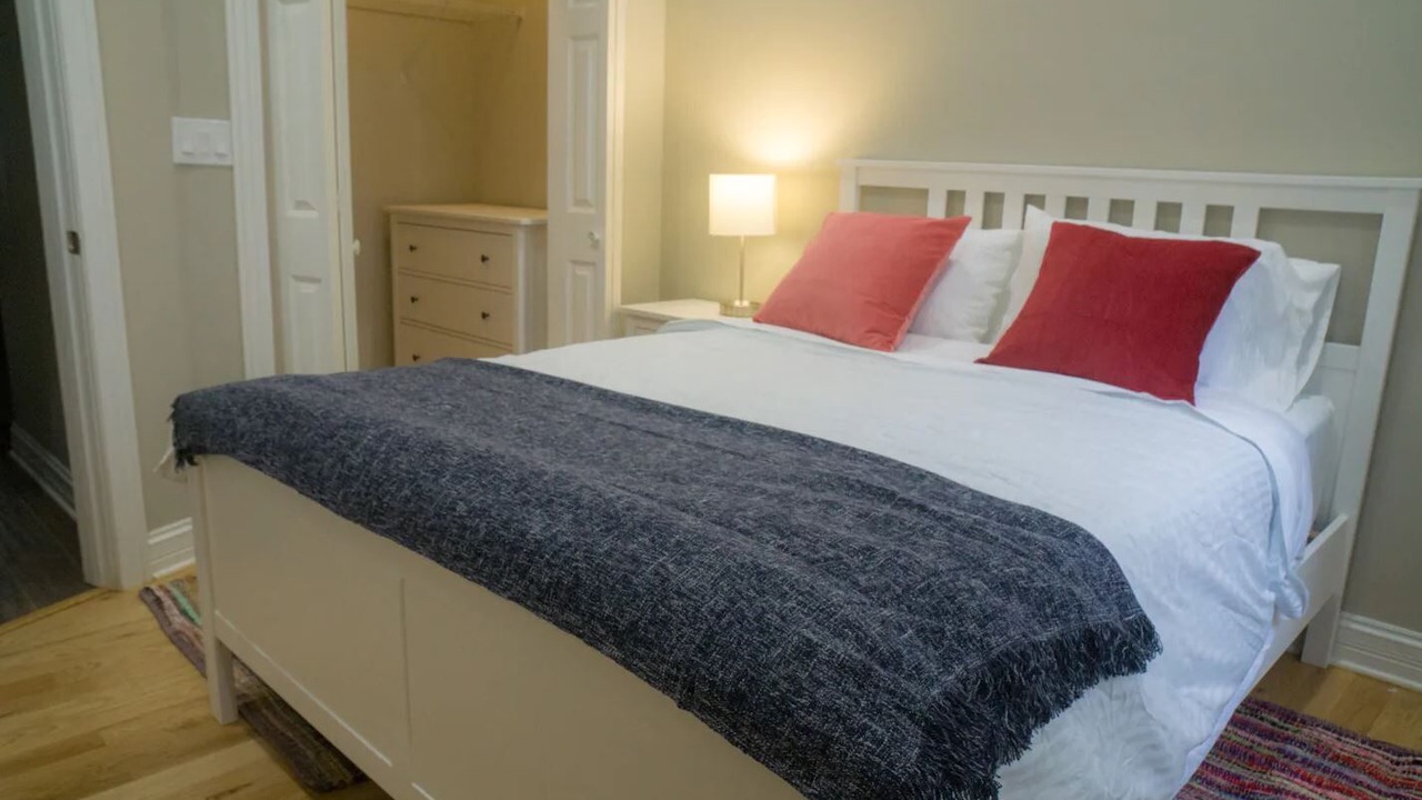 Photo of Bedroom in Rush and Division