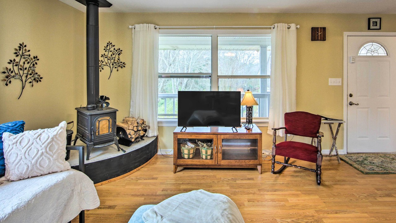 Photo of Livingroom in Gallatin