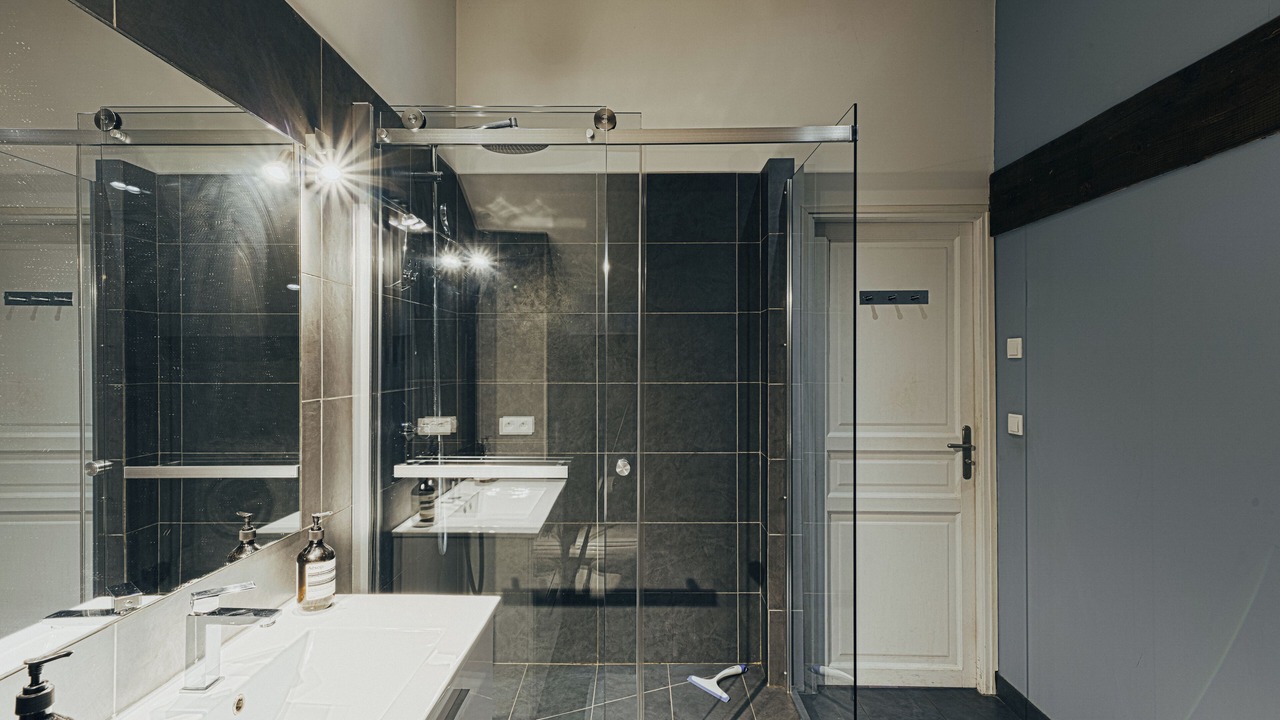 Photo of Bathroom in Old Lyon