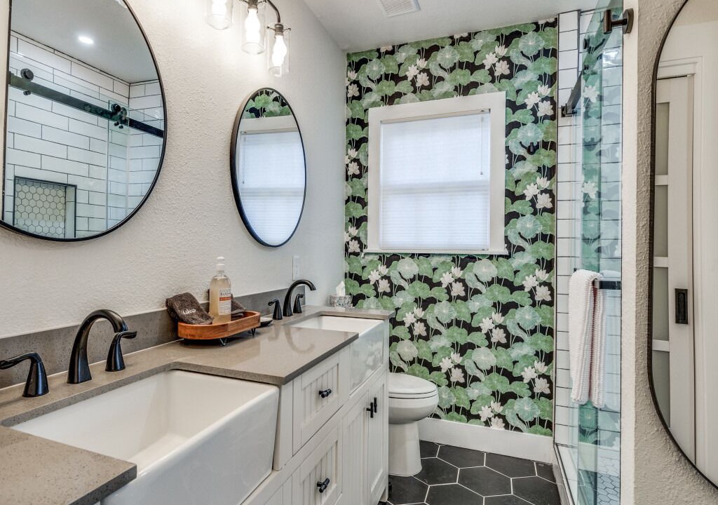 Photo of Bathroom in Arlington Heights