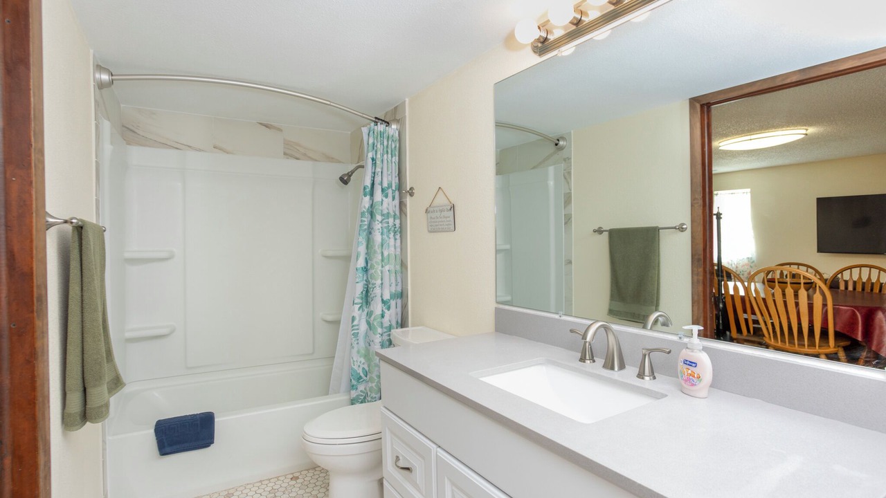 Photo of Bathroom in Hudson