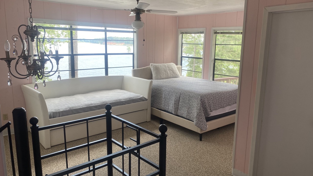 Photo of Bedroom in South Toledo Bend