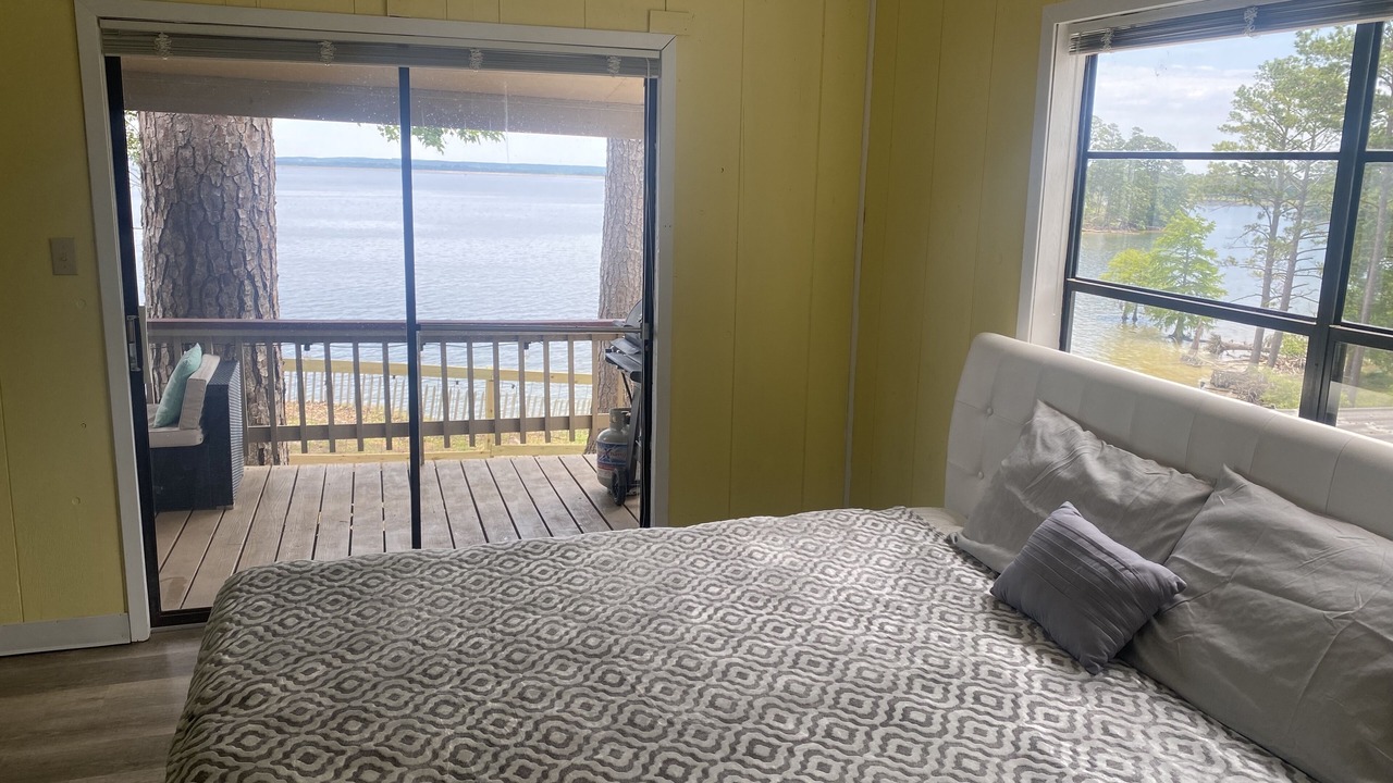 Photo of Bedroom in South Toledo Bend