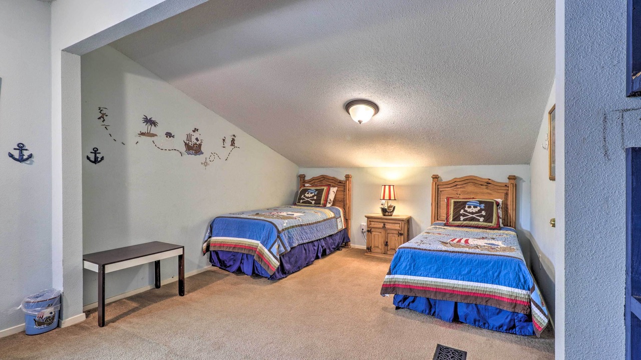 Photo of Bedroom in Point Venture