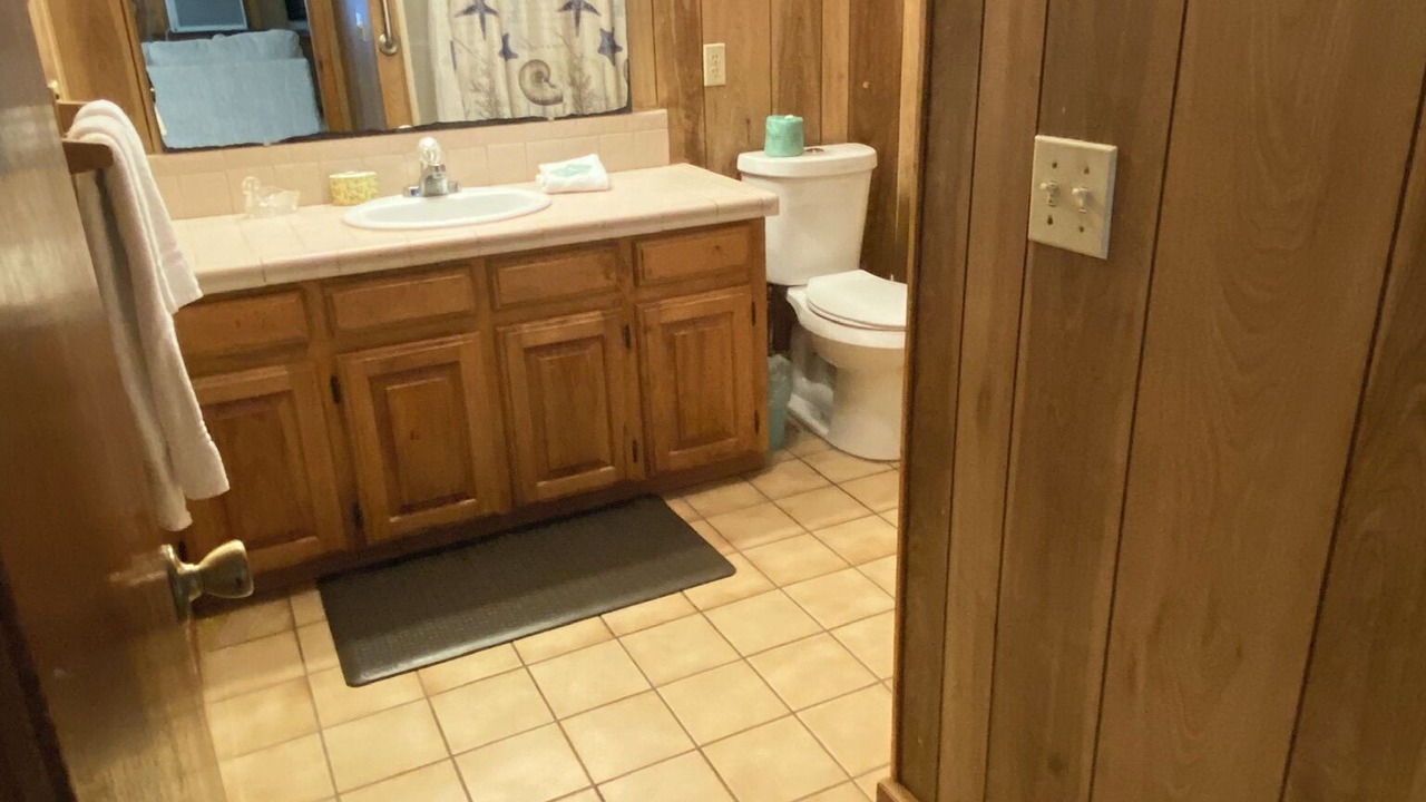 Photo of Bathroom in Gulf Shores
