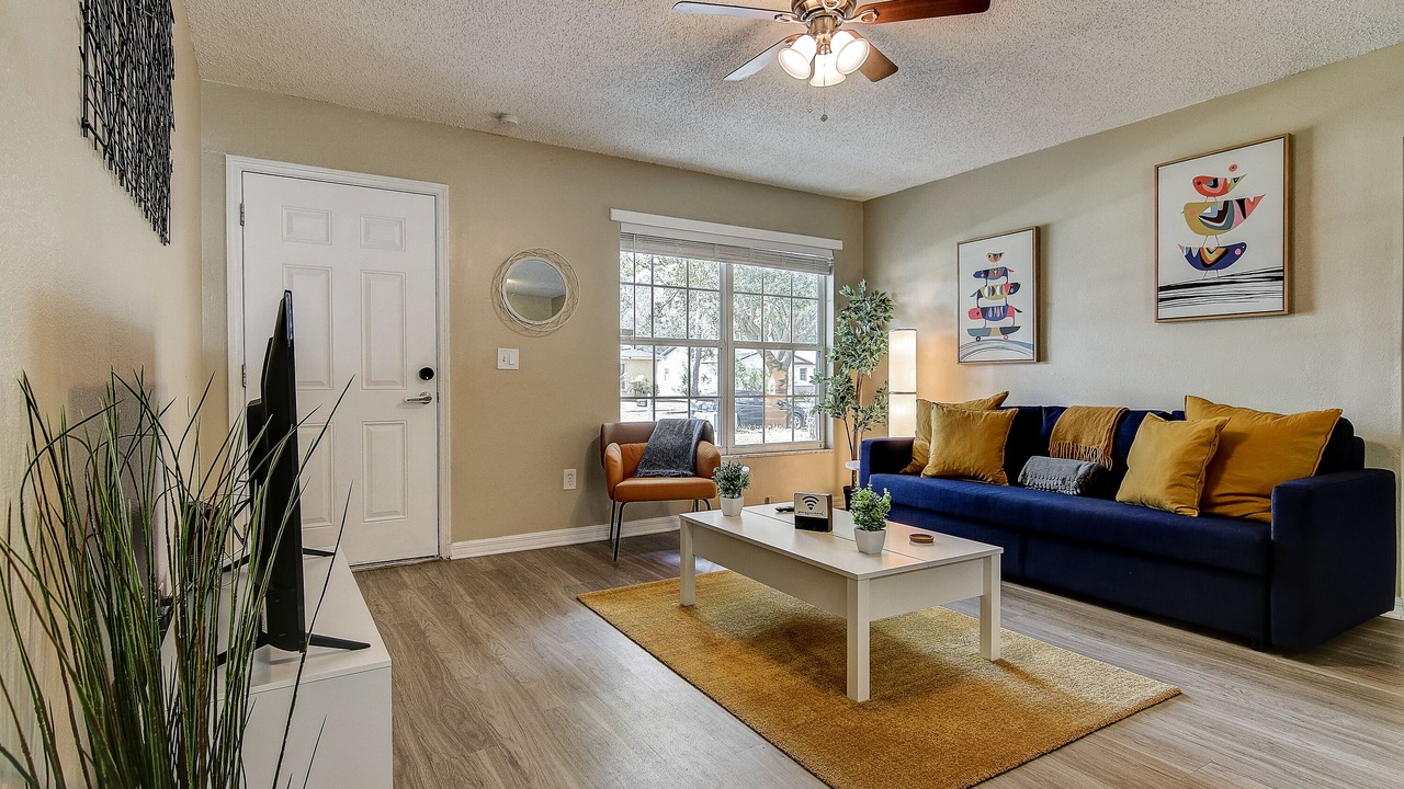 Photo of Livingroom in Seffner Community Alliance