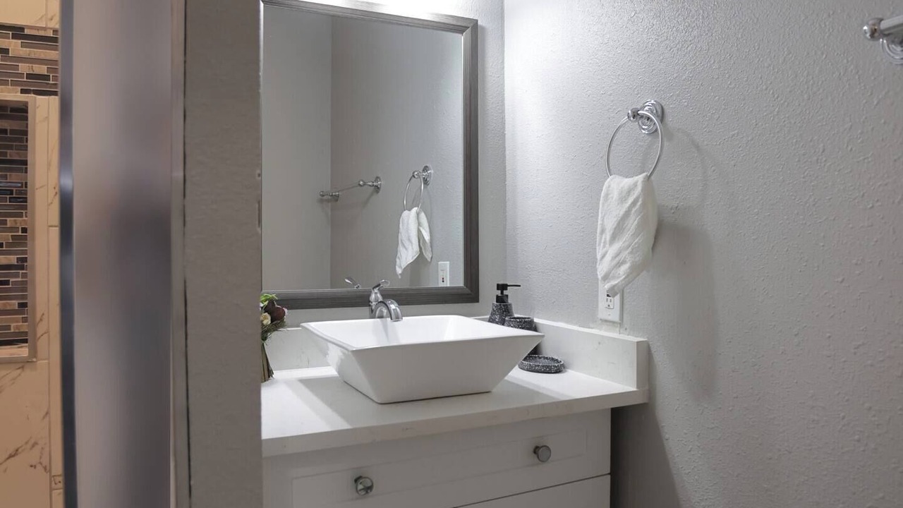Photo of Bathroom in Allen