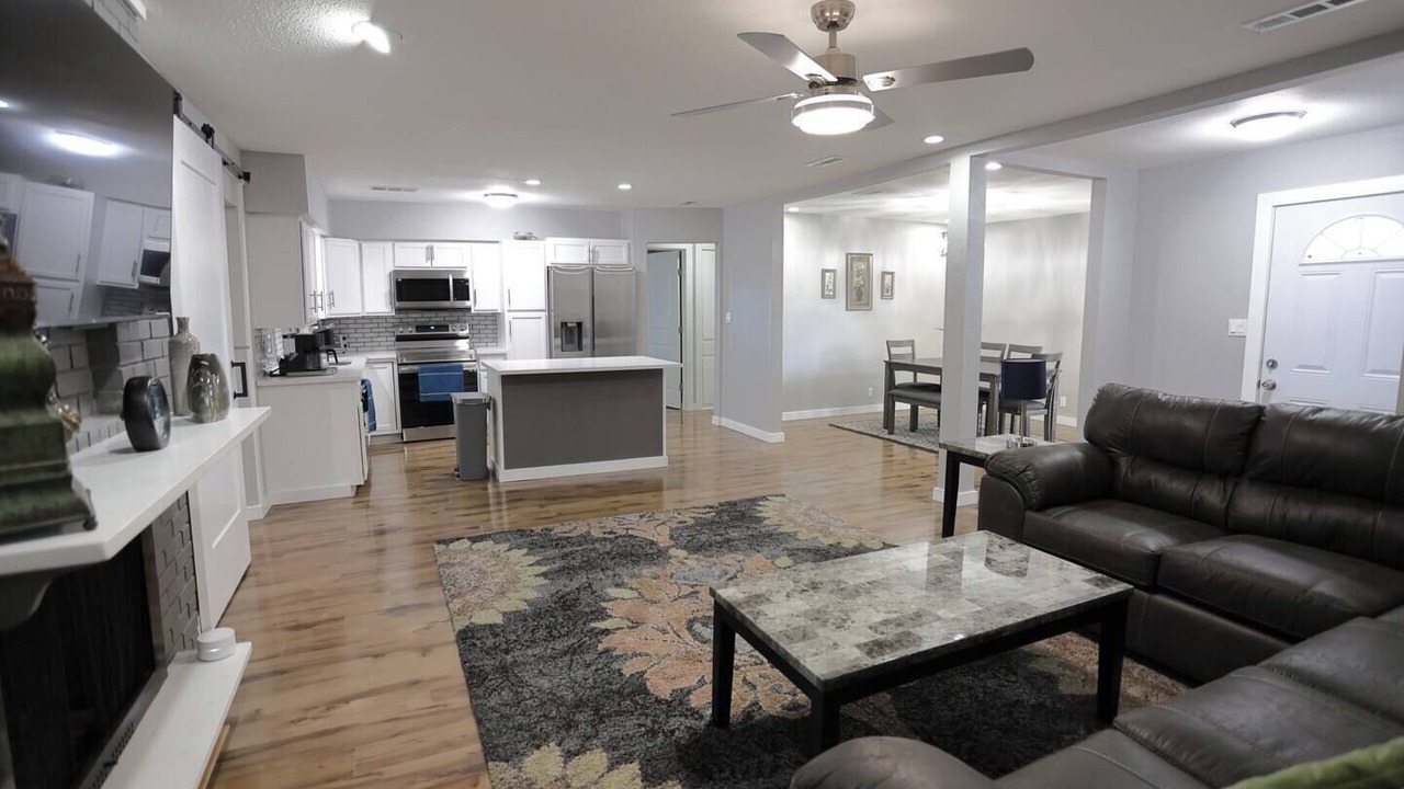 Photo of Livingroom in Allen